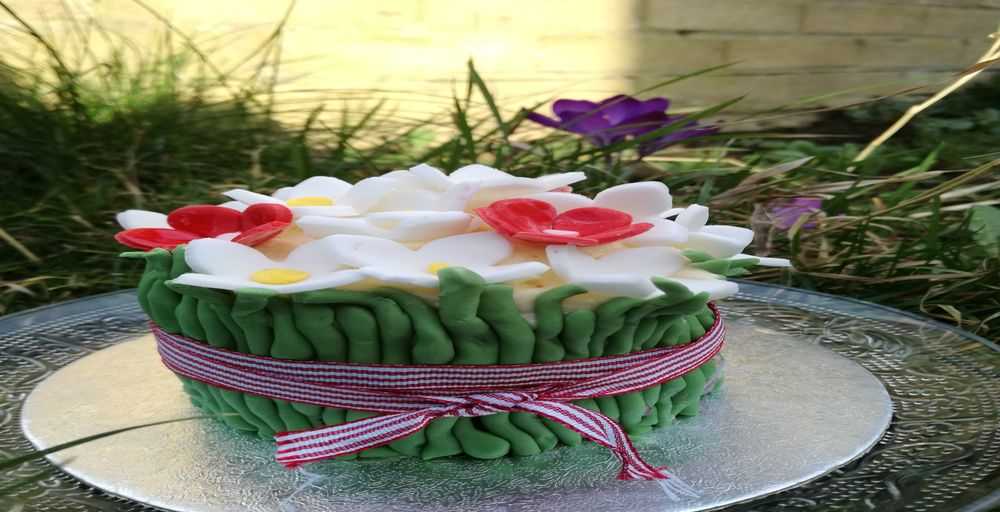 Mother's Day Mini Cake