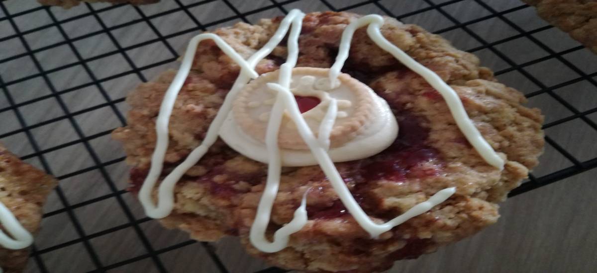 Jammy Dodger Overload Cookie